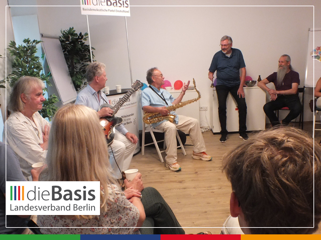 2026-07-31_dieBasis-Geburtstag-6-Berlin_08
