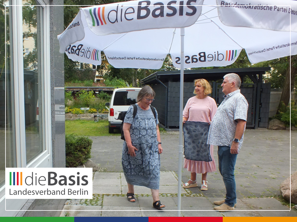 2026-07-31_dieBasis-Geburtstag-6-Berlin_09